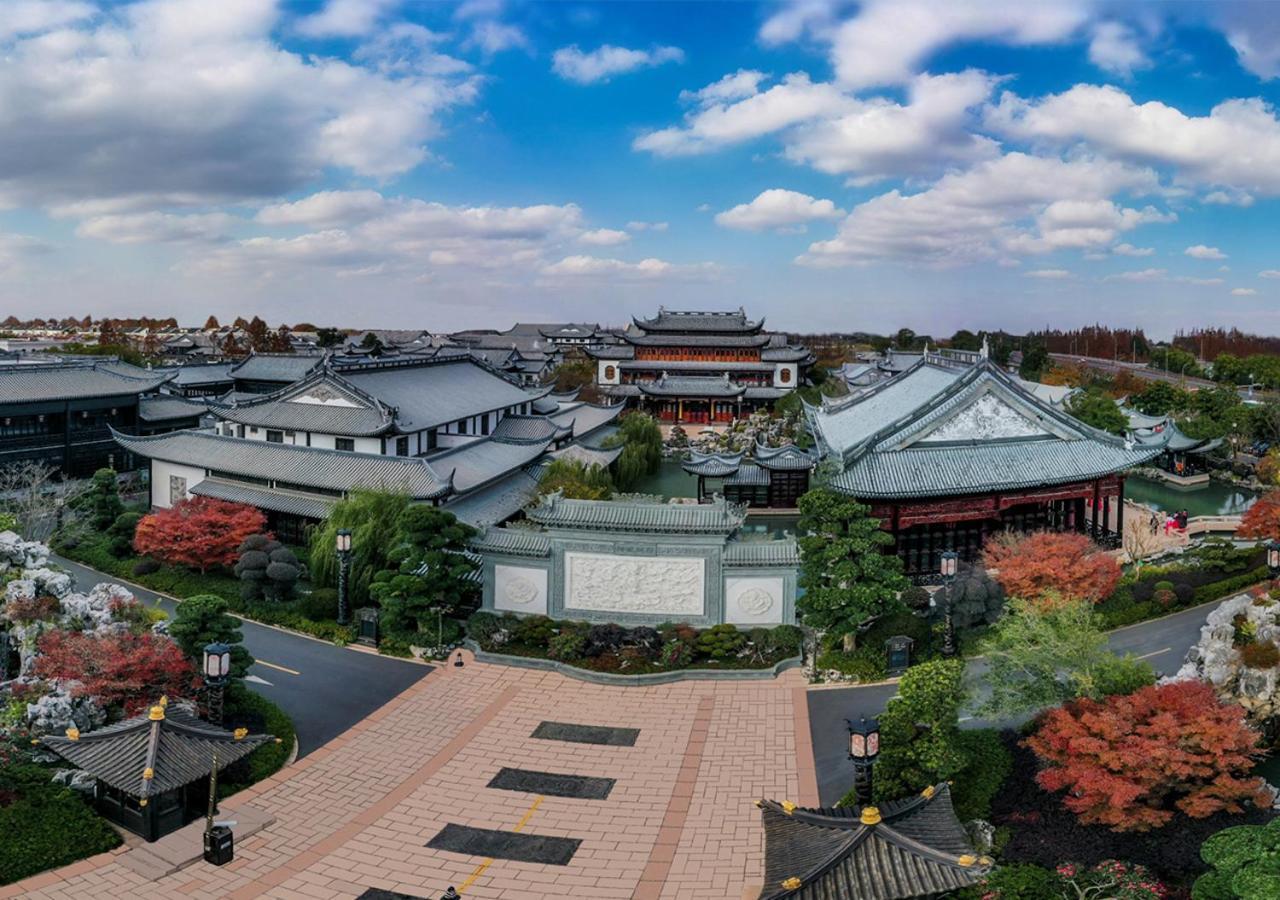 Royal Garden Hotel Shanghai-Free Shuttle To And From Disney & Pvg & Close Metro Line2 Easy To Sha New Expo Exterior photo